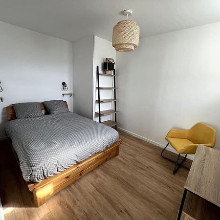 Appartement Avec Belle Vue Ouzouer-Sur-Trezee Exterior photo